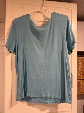Time & tru Light Blue Short Sleeve Crewneck Tee size XXL 4:3